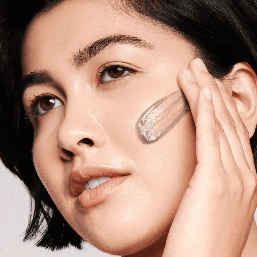 4-in-1 Correcting Primer Anti-Blemish & Mattifying Primer - Image 3