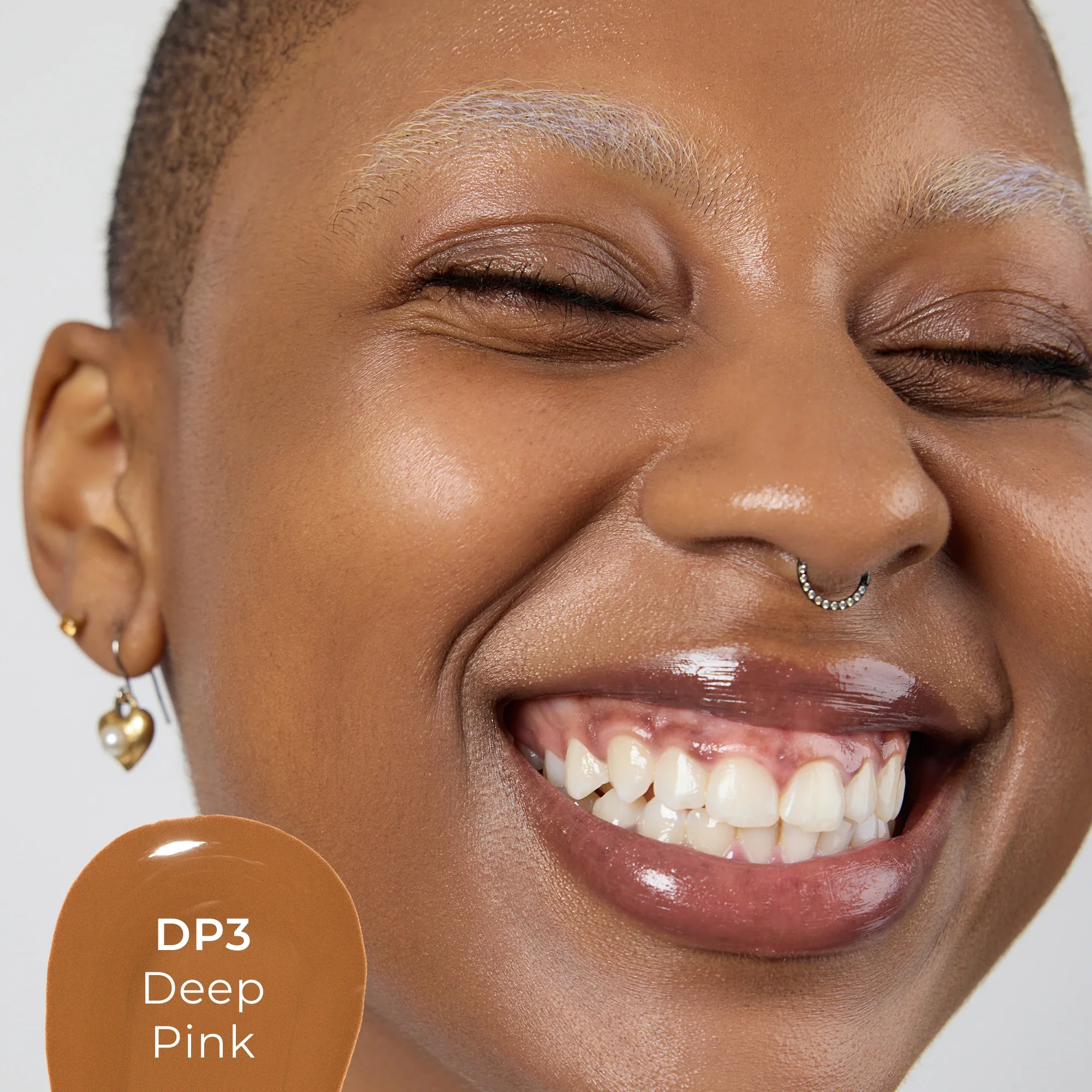 4-in-1 Skin Tint Mineral SPF 50 - Image 49