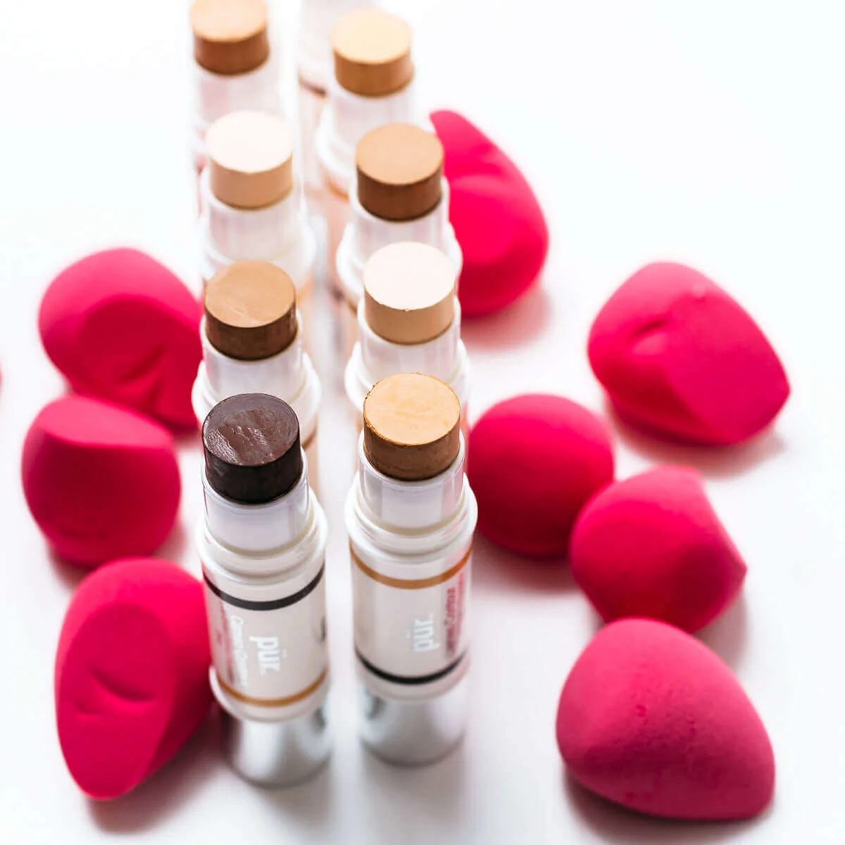 Cameo Contour & Highlight Stick - Image 9