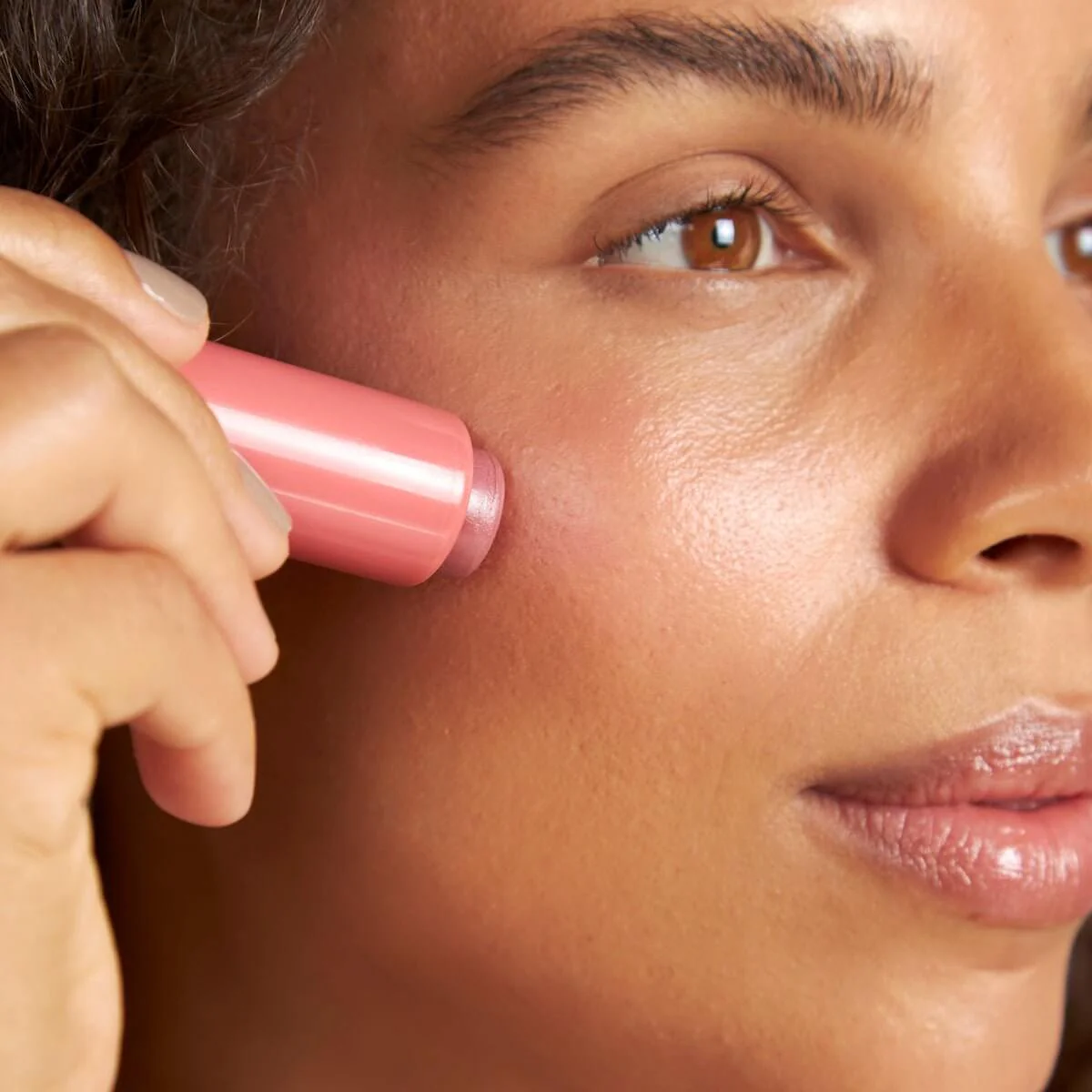 Silky Tint Creamy Multitasking Stick with Peptides - Image 24